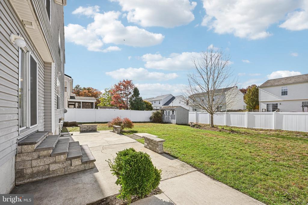 413 GENISTA AVENUE