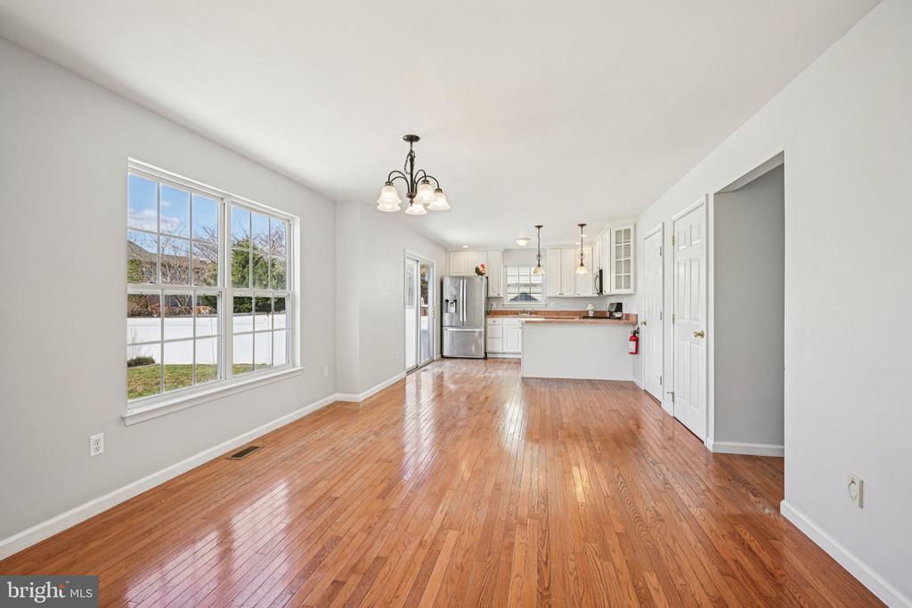 413 GENISTA AVENUE