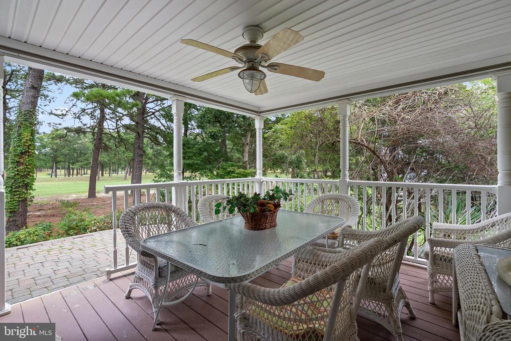 277 GREENBRIAR COURT