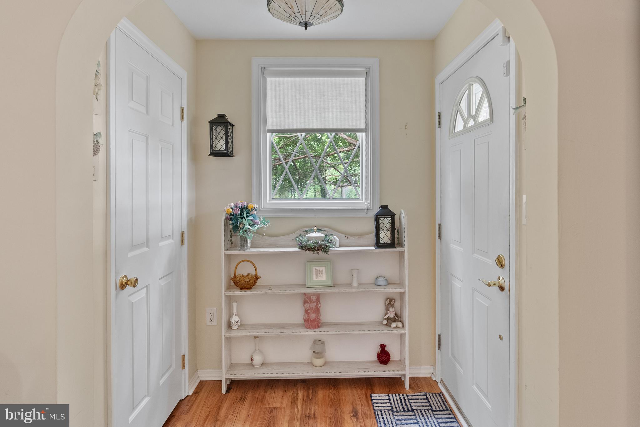 277 GREENBRIAR COURT