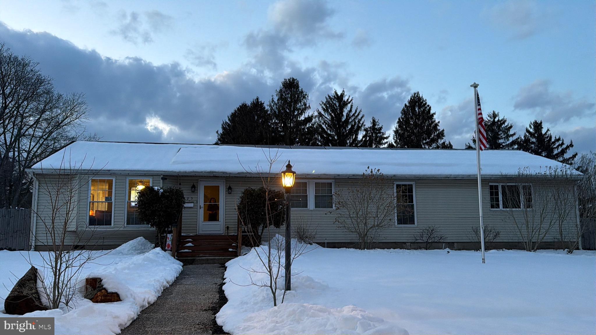 425 SAN FRANCISCO AVENUE