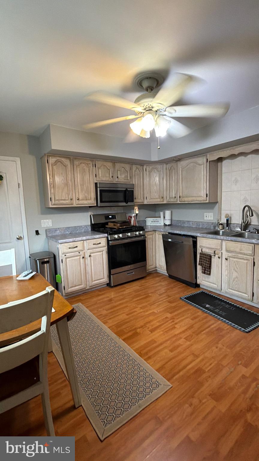 425 SAN FRANCISCO AVENUE