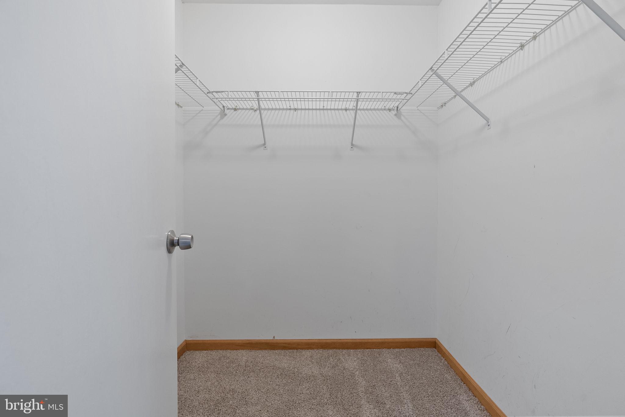 218 CRESTVIEW AVENUE