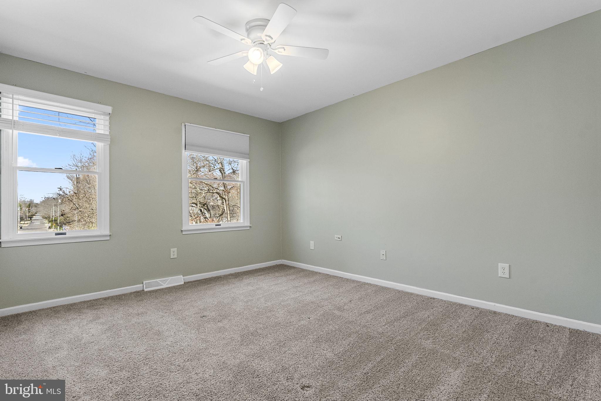 218 CRESTVIEW AVENUE