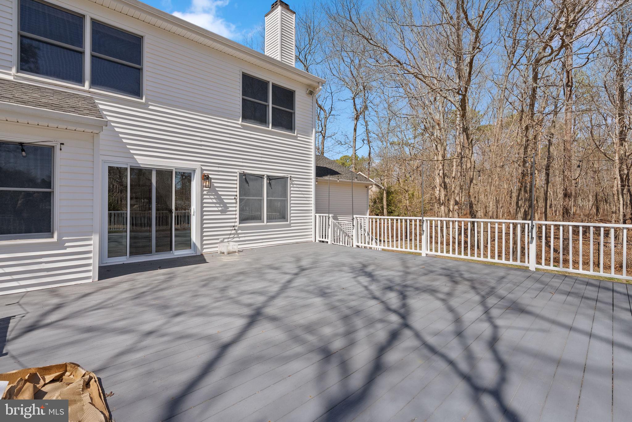 218 CRESTVIEW AVENUE