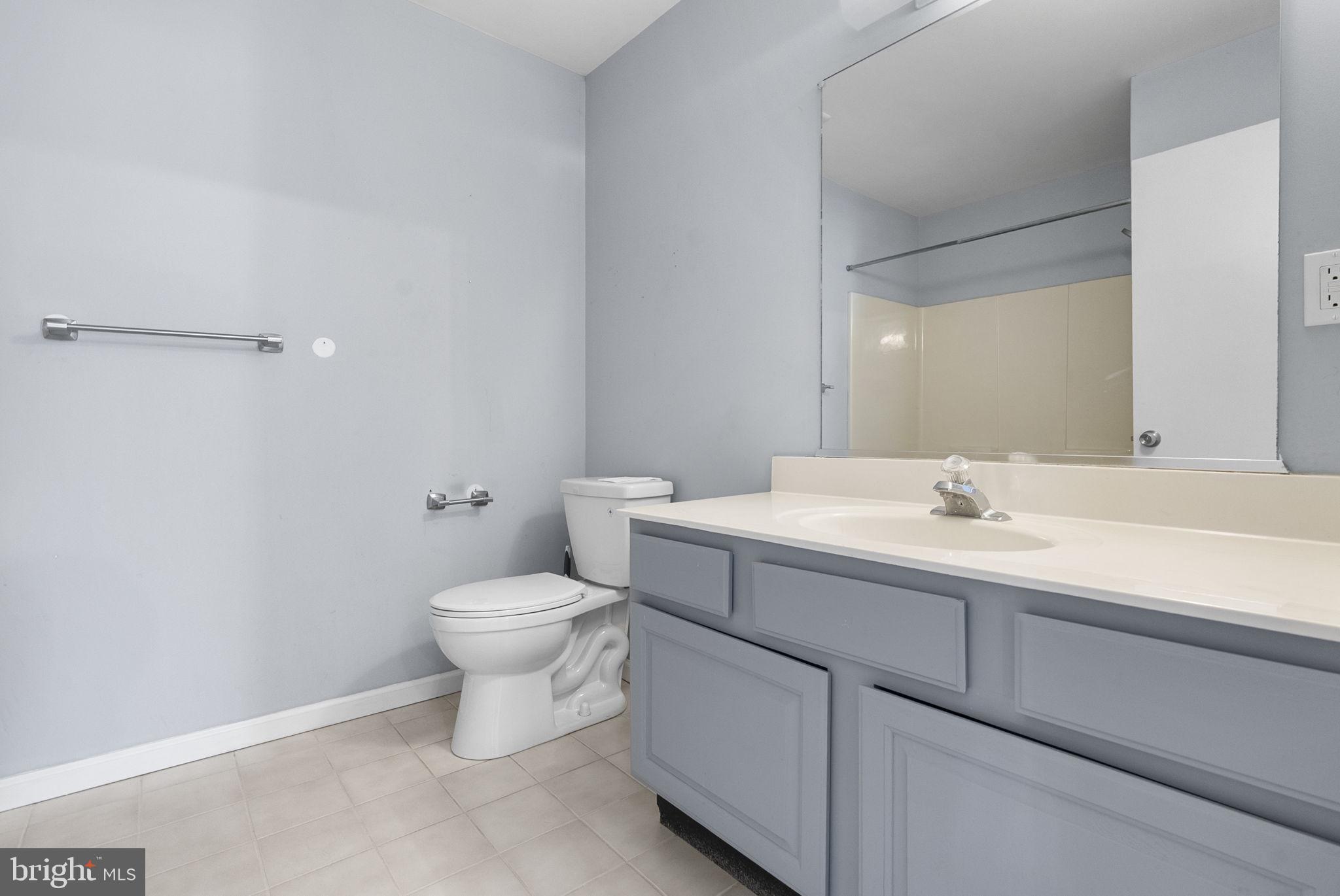 218 CRESTVIEW AVENUE