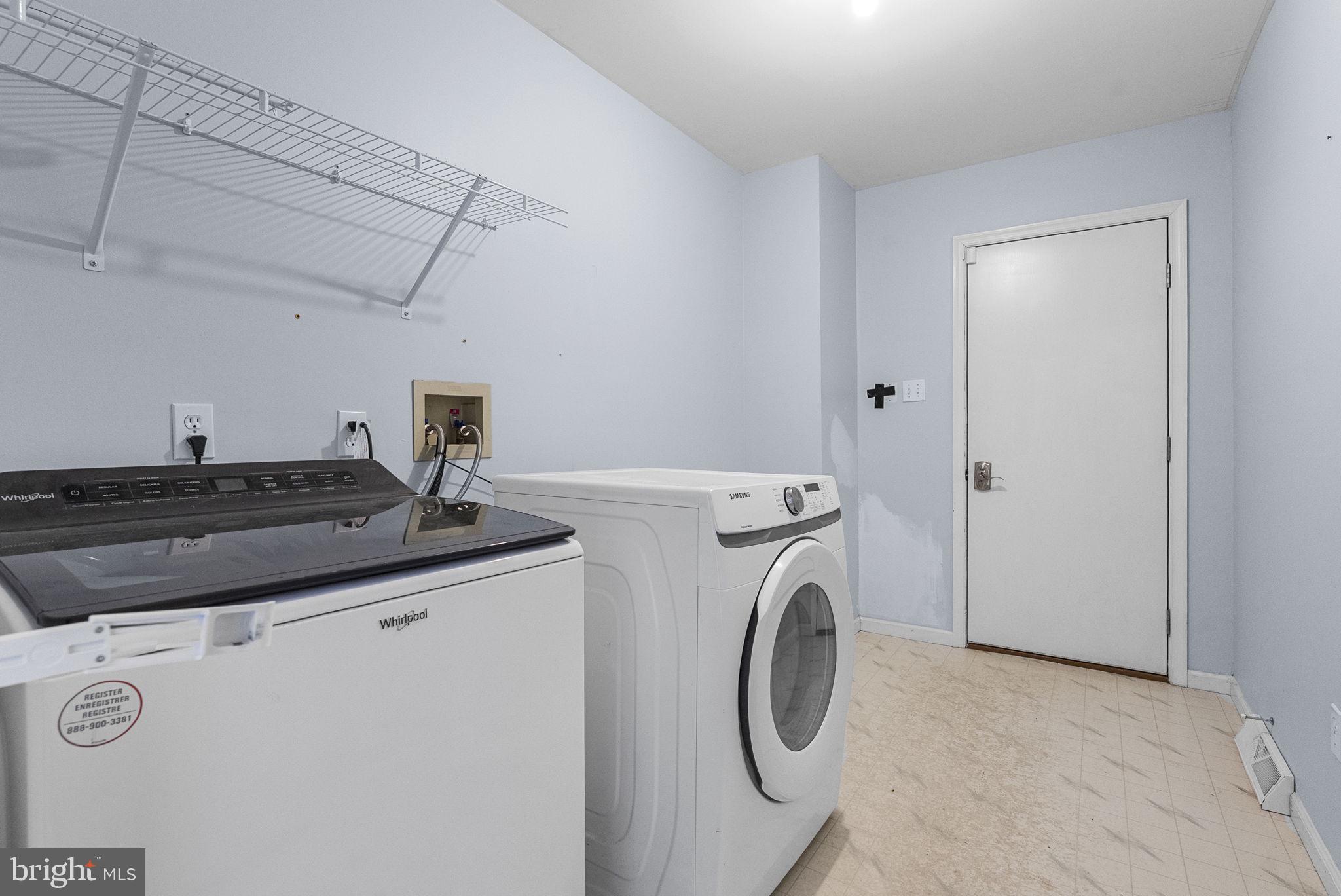 218 CRESTVIEW AVENUE