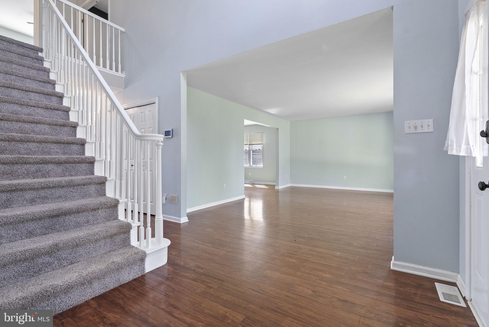 218 CRESTVIEW AVENUE