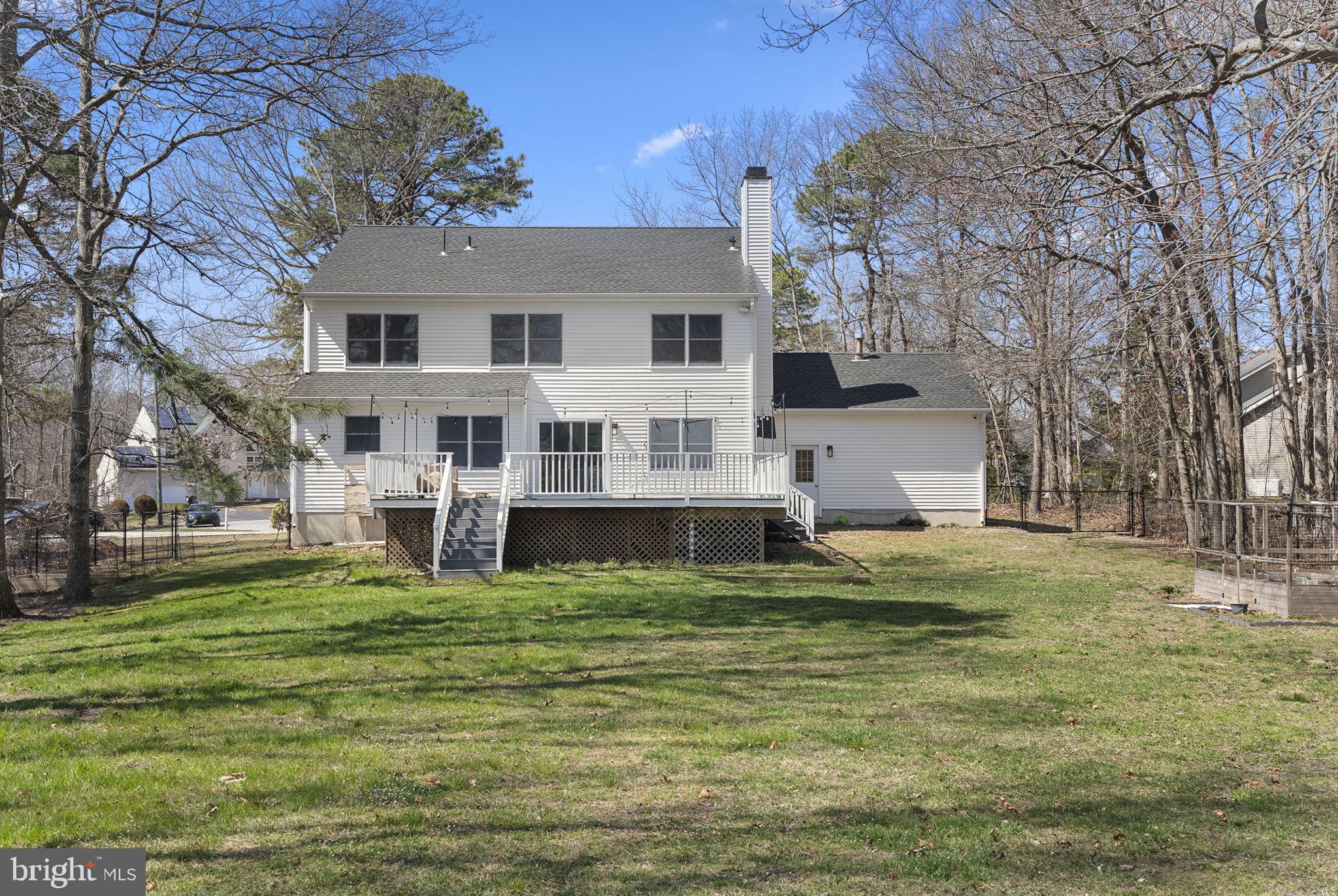 218 CRESTVIEW AVENUE