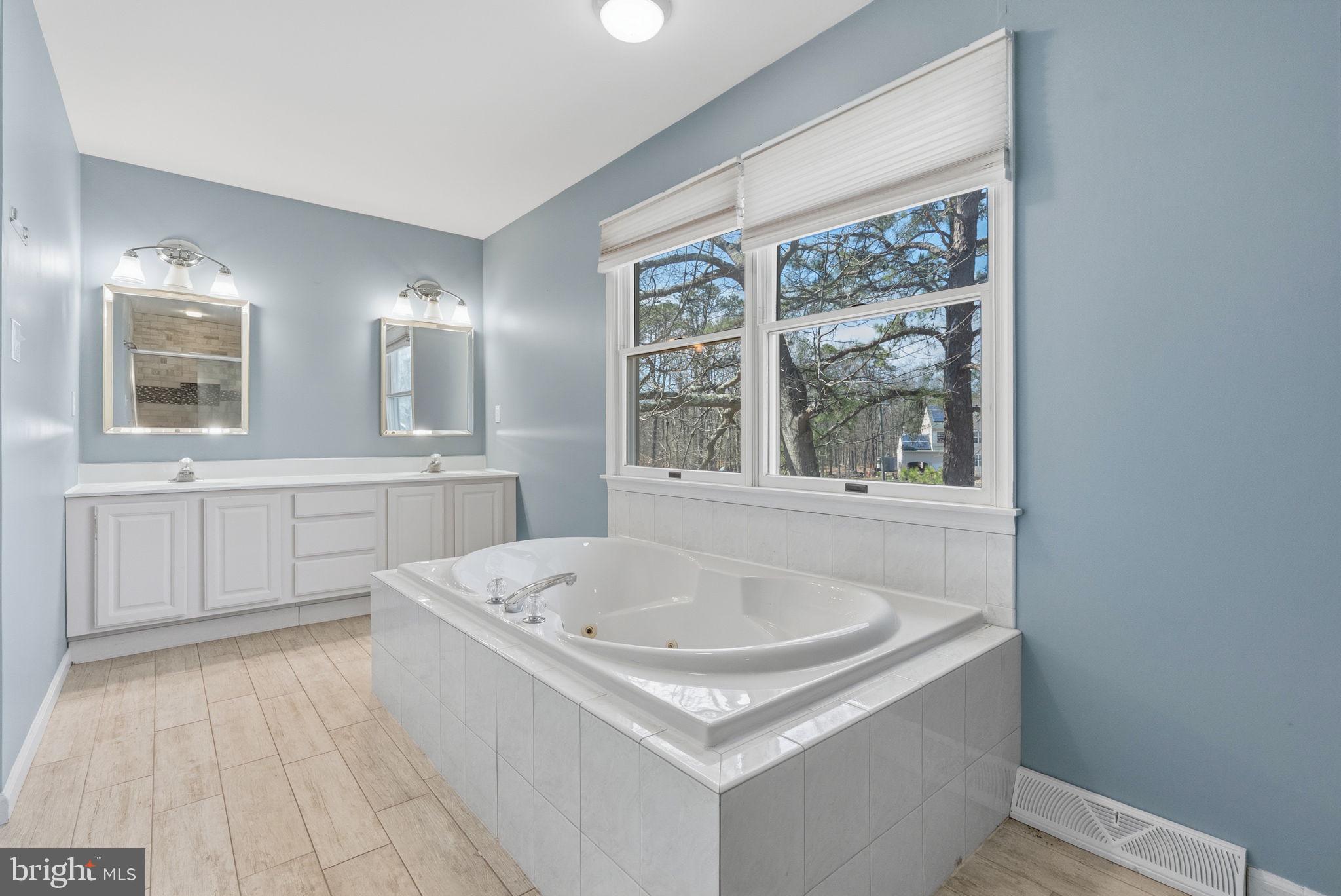 218 CRESTVIEW AVENUE