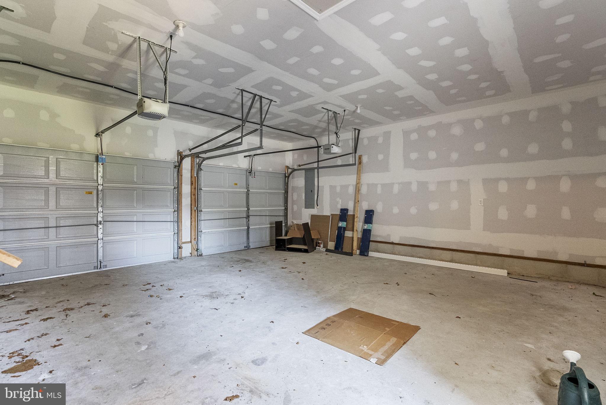 218 CRESTVIEW AVENUE