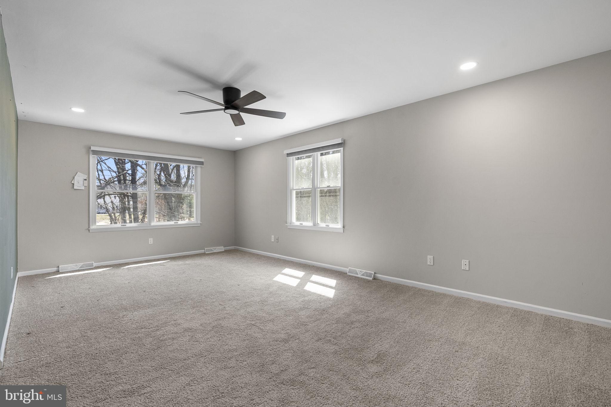 218 CRESTVIEW AVENUE