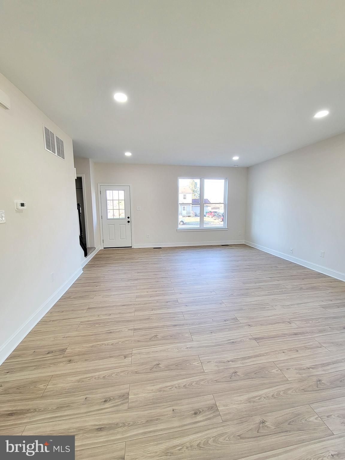 101 HEATHERWOOD DRIVE