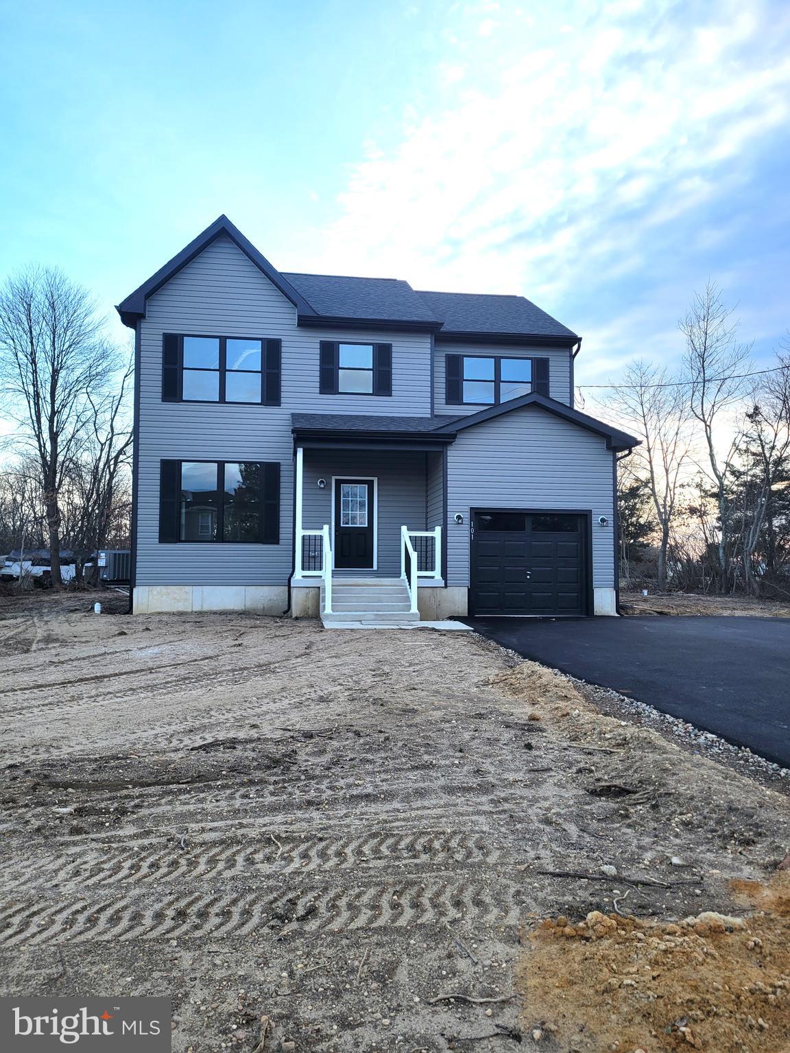 101 HEATHERWOOD DRIVE