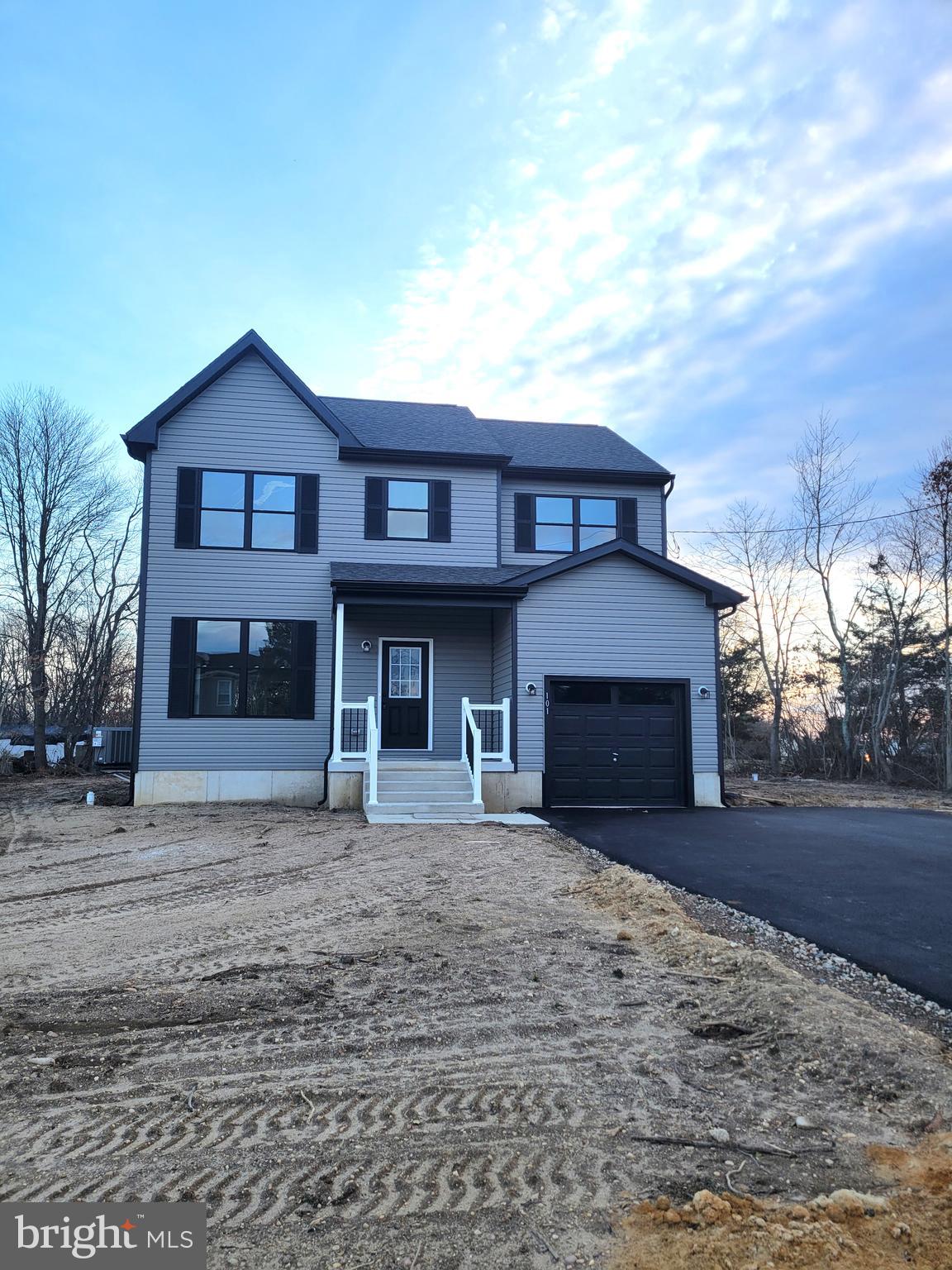 101 HEATHERWOOD DRIVE