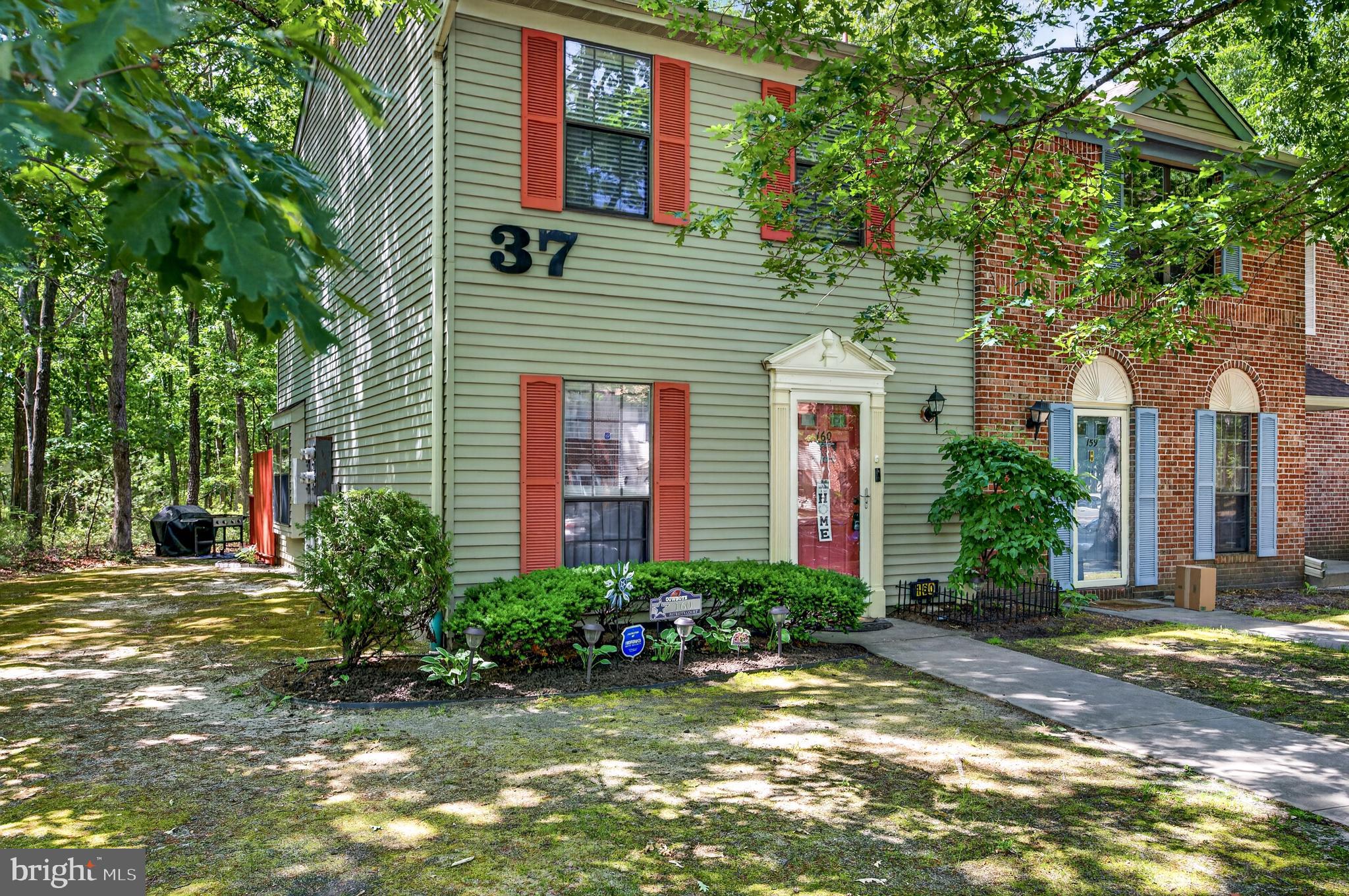 160 PATRIOTS COURT
