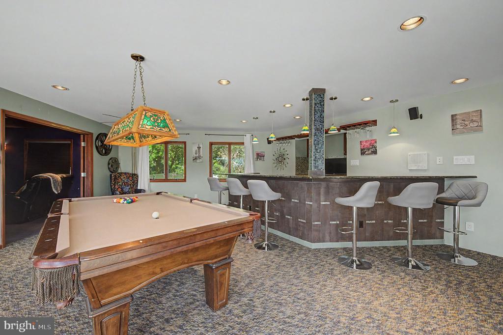 9 SEAGARDEN DRIVE