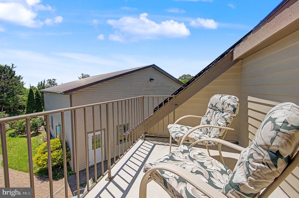 9 SEAGARDEN DRIVE