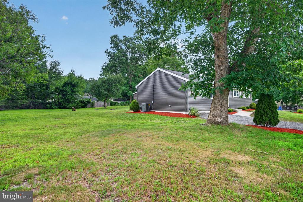 4138 W ADAMS CIRCLE