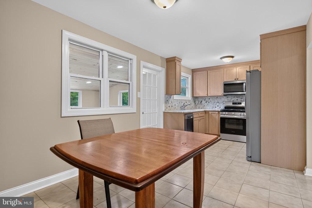 4138 W ADAMS CIRCLE