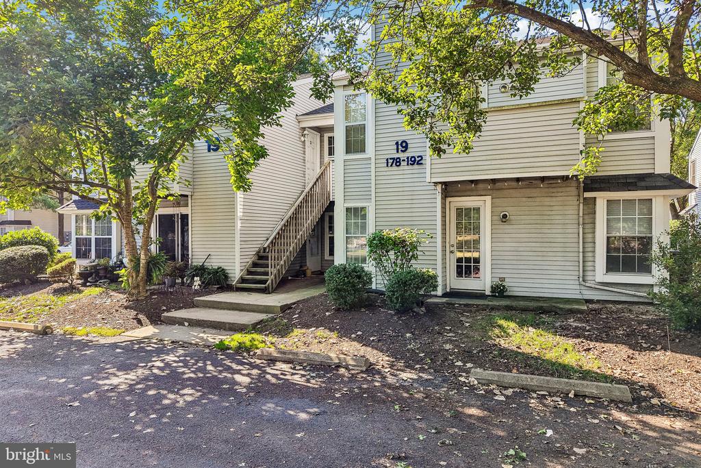178 MEADOW RDG