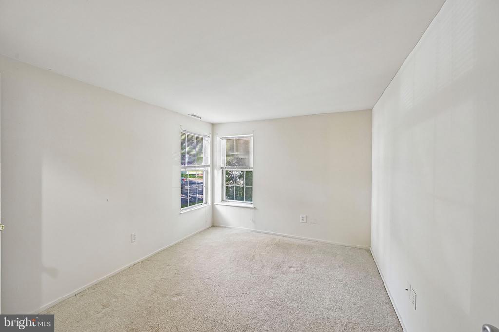 178 MEADOW RDG