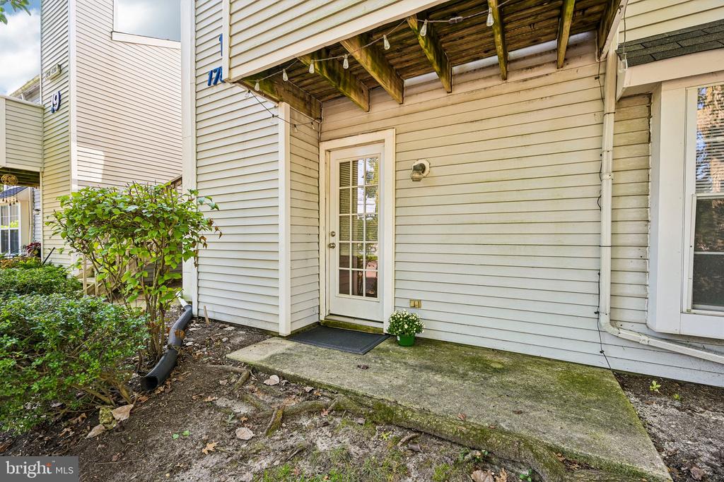 178 MEADOW RDG