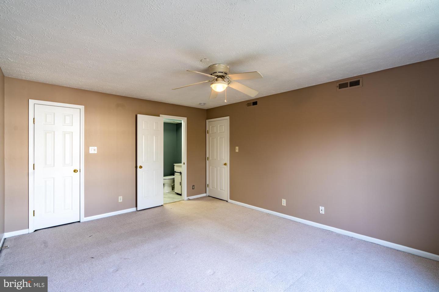 89 Eldon Way