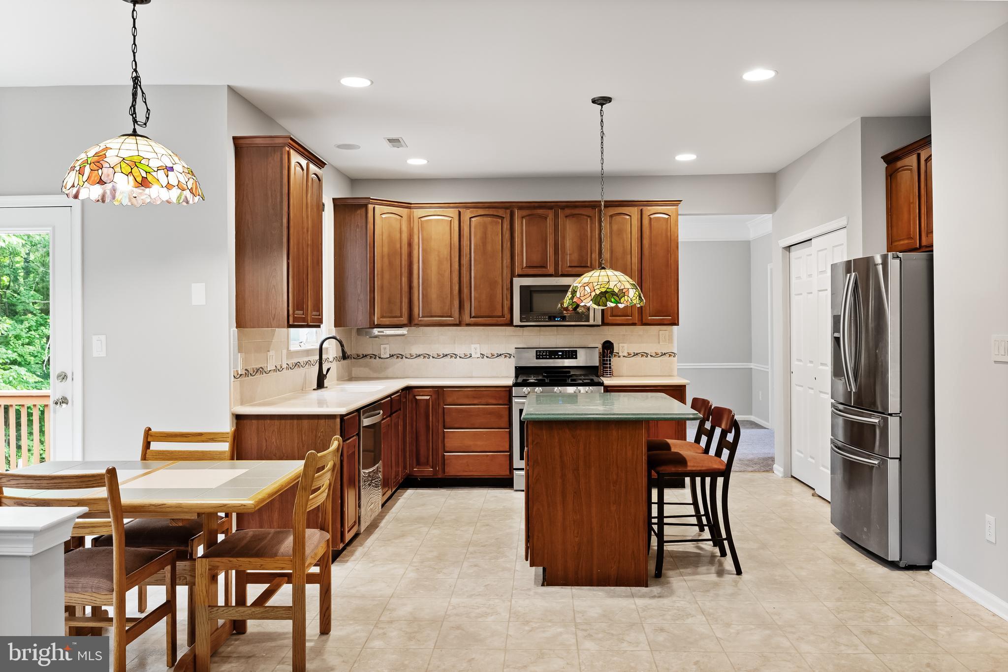 5 Chateau CIRCLE