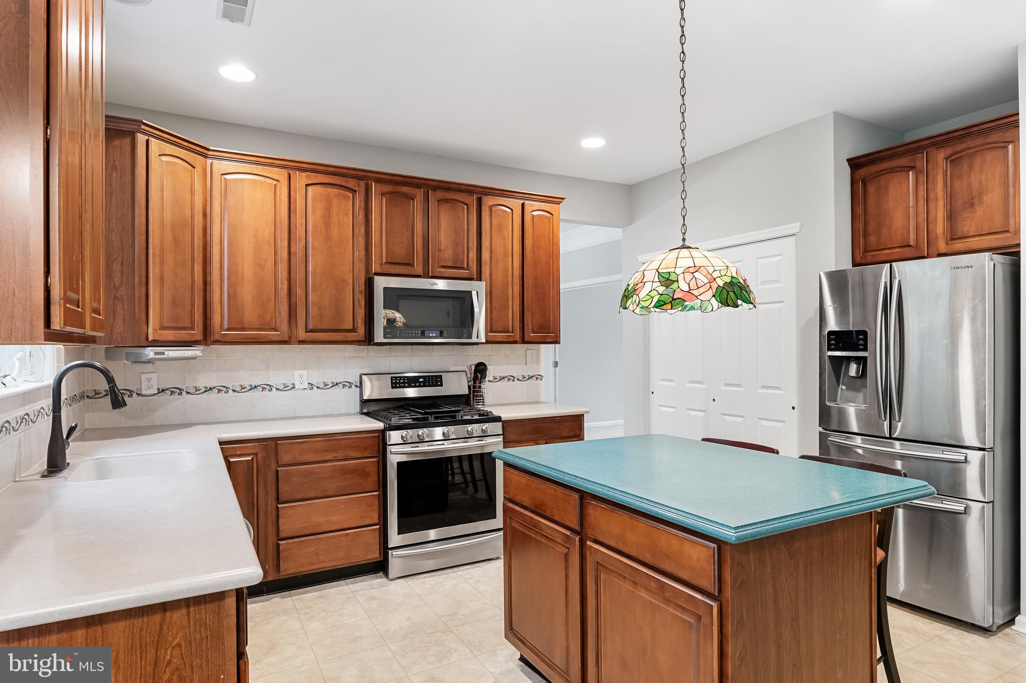 5 Chateau CIRCLE