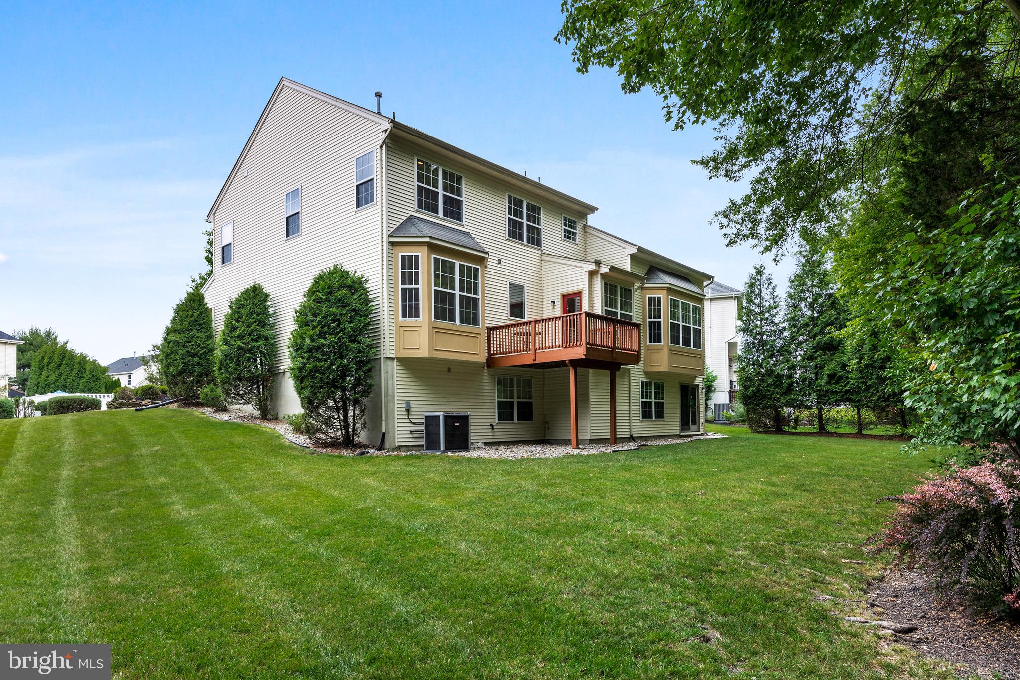 5 Chateau CIRCLE