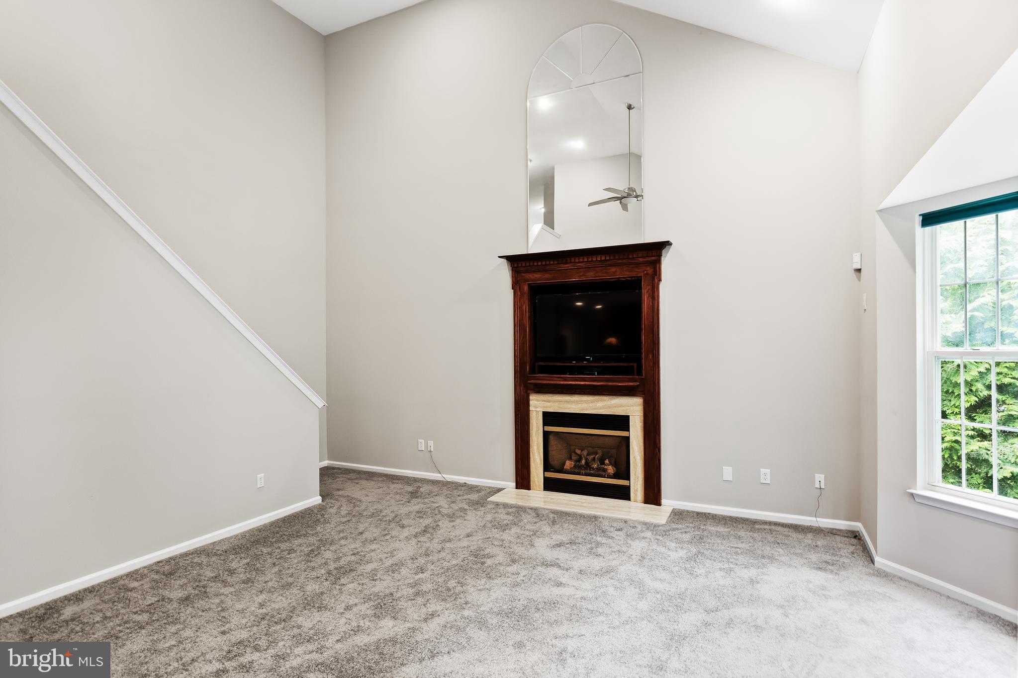 5 Chateau CIRCLE