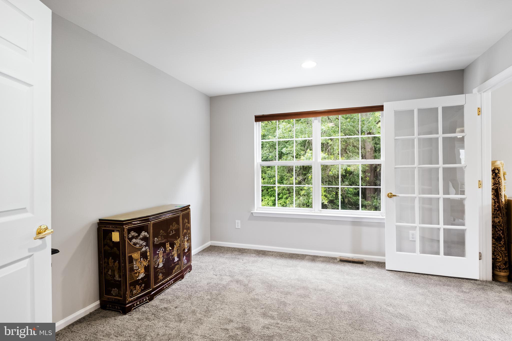 5 Chateau CIRCLE