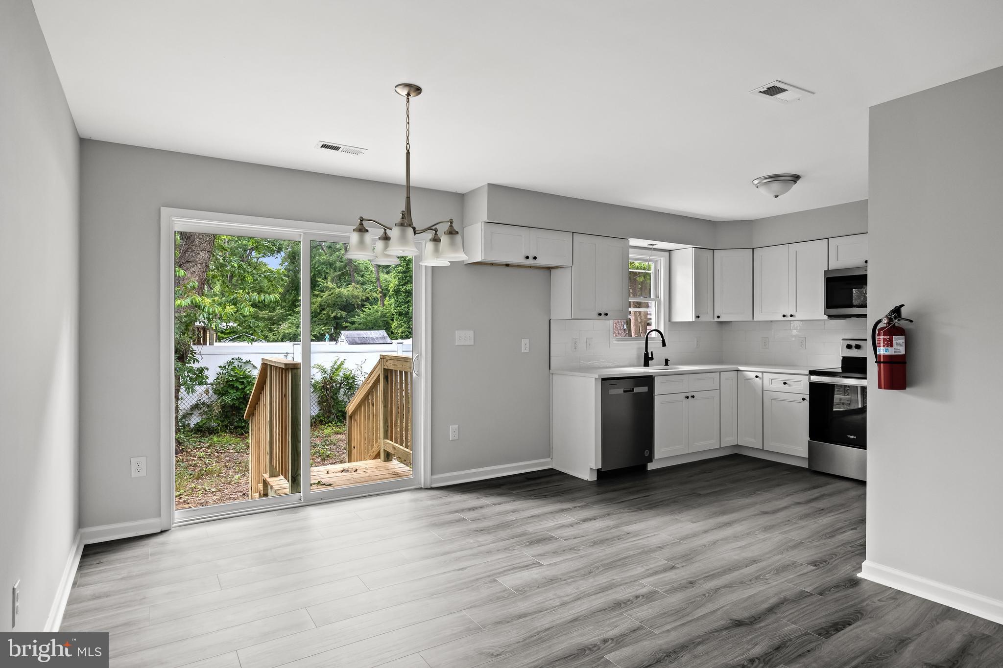 401 Evergreen BOULEVARD