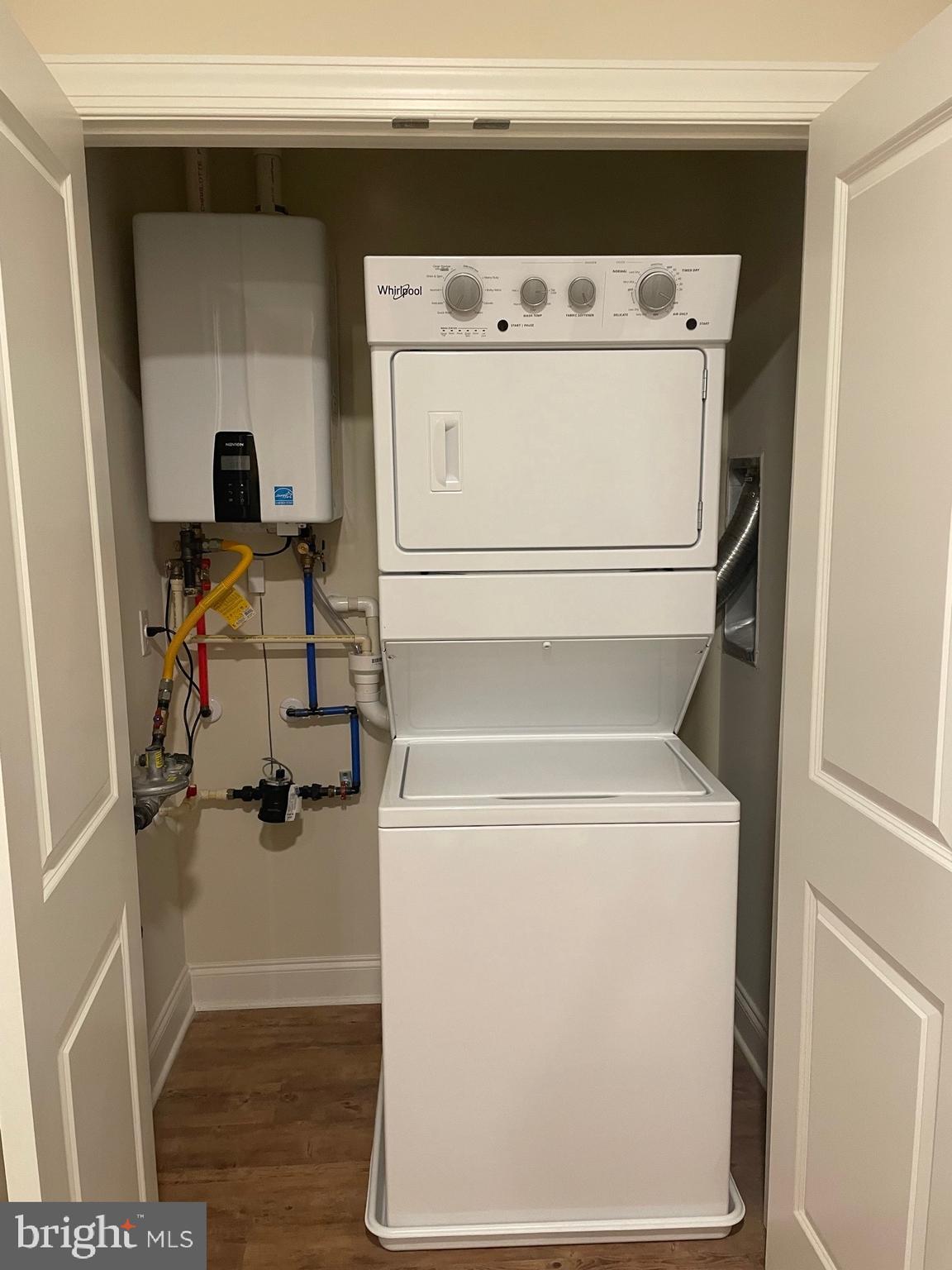63 E Main STREET Unit: 205