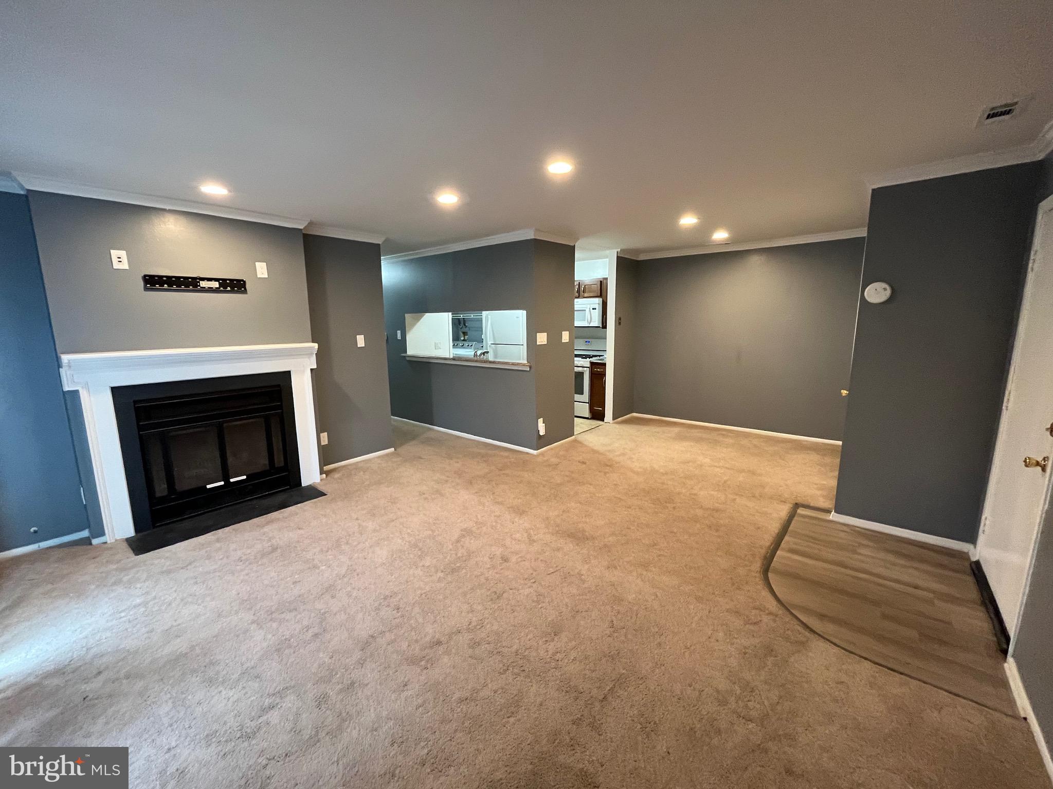 1614 Woodhollow DRIVE