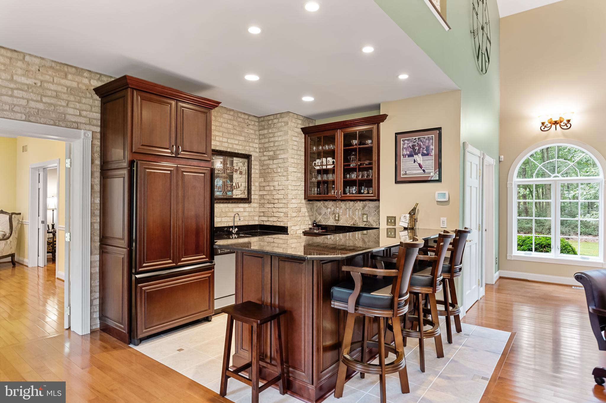 38 Fox Hill DRIVE