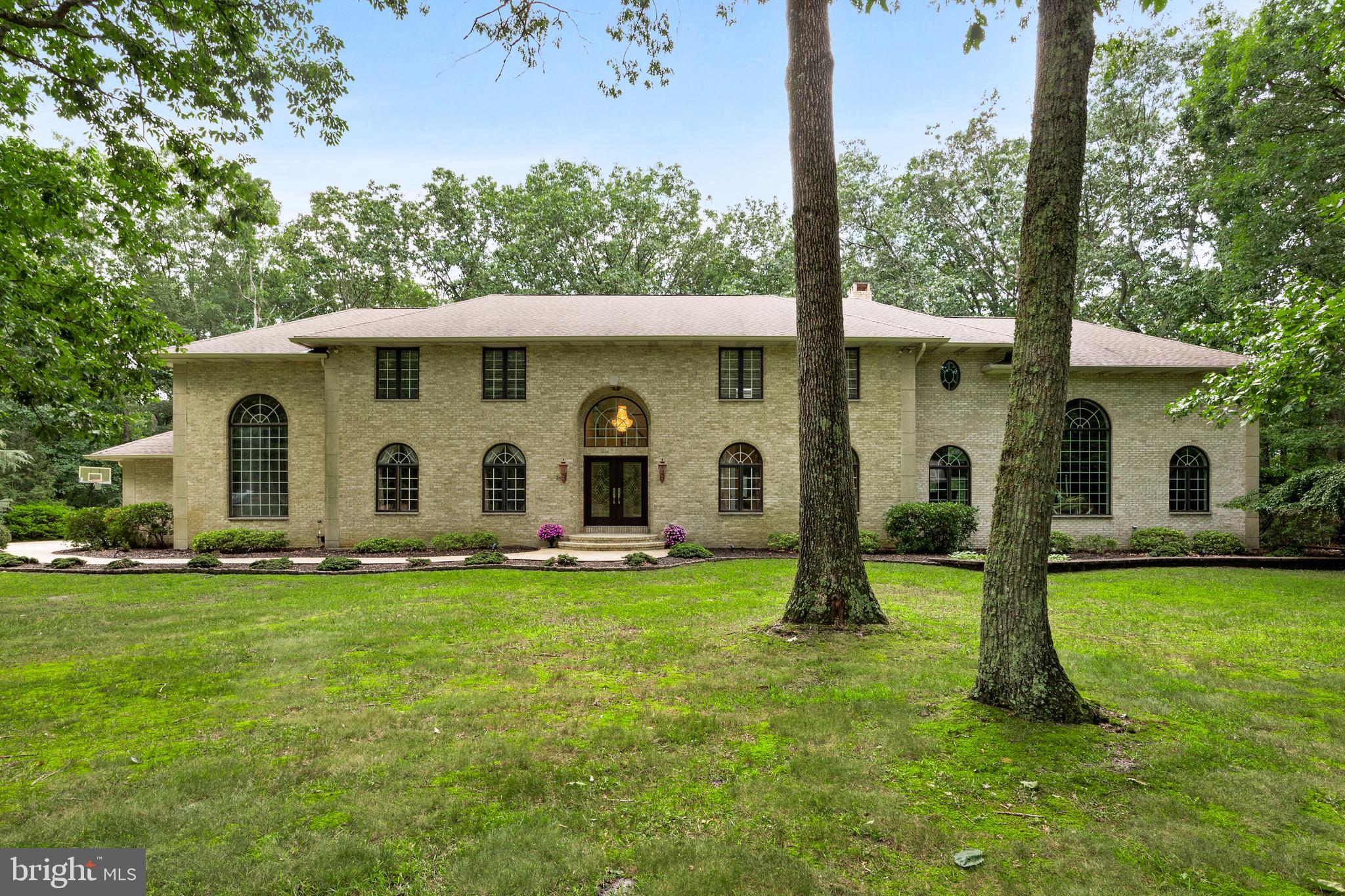 38 Fox Hill DRIVE