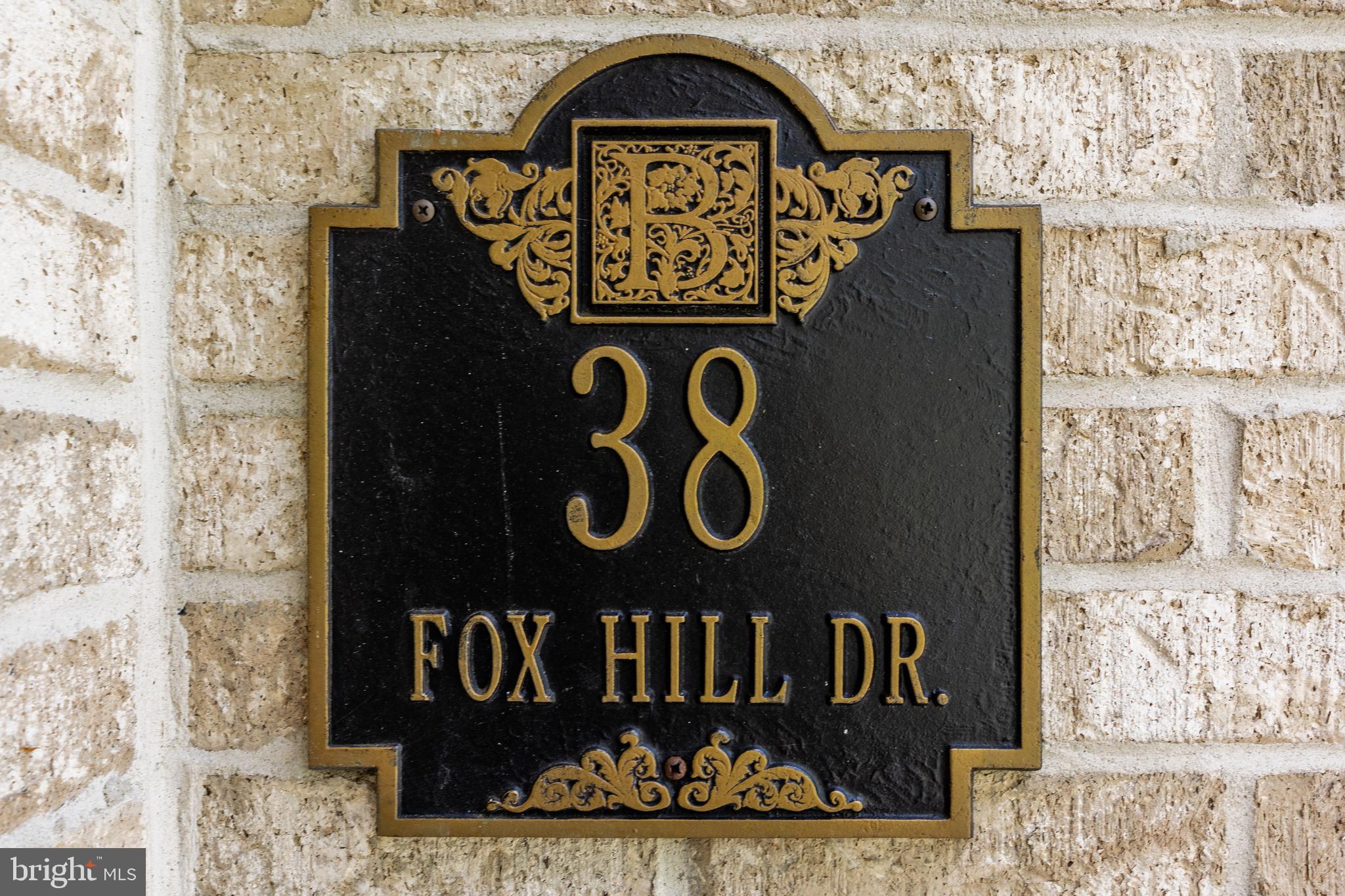 38 Fox Hill DRIVE
