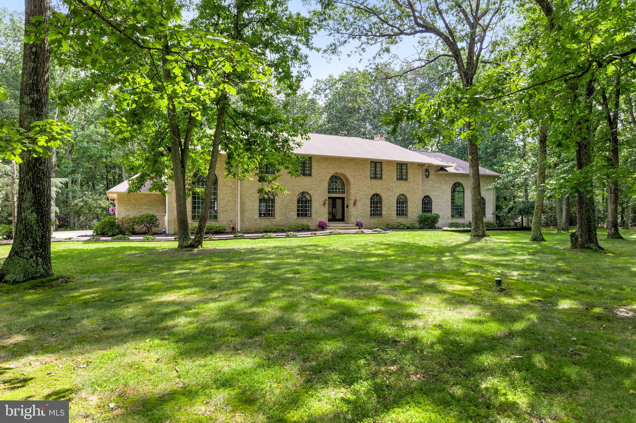 38 Fox Hill DRIVE