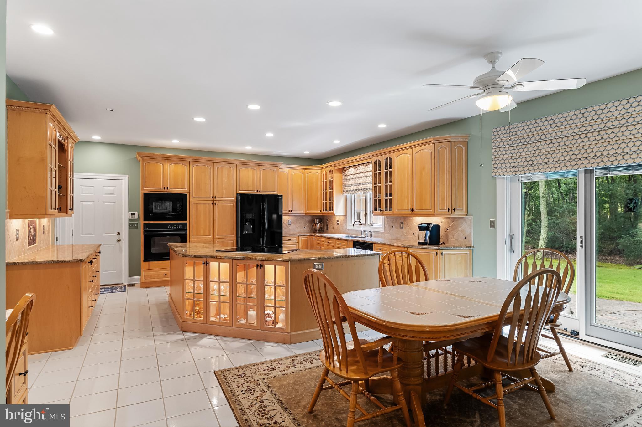 38 Fox Hill DRIVE
