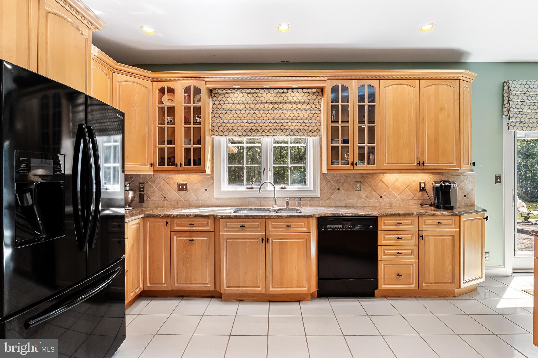38 Fox Hill DRIVE