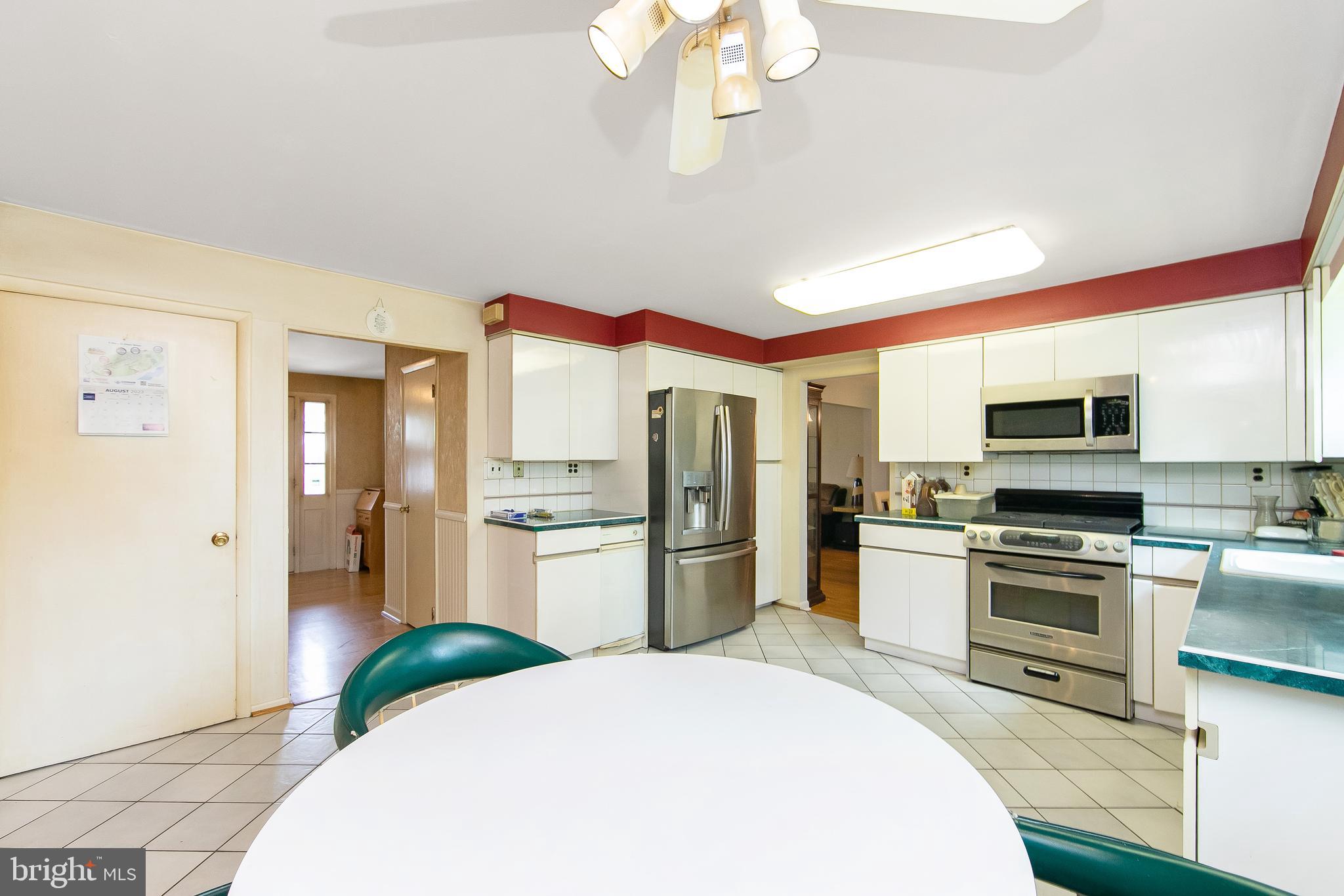 6 Kenton Ave