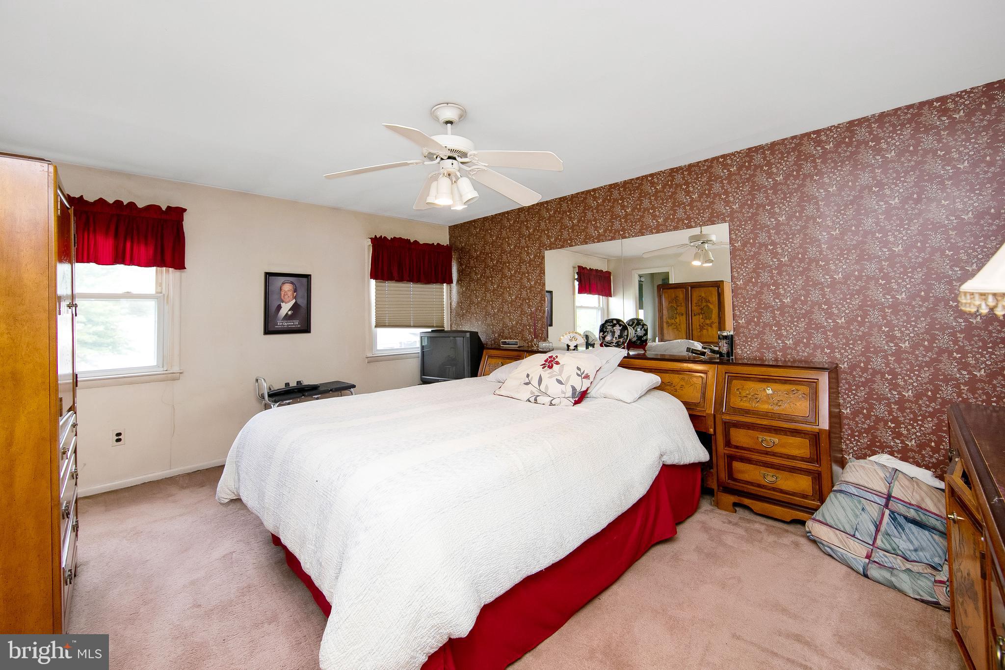 6 Kenton Ave