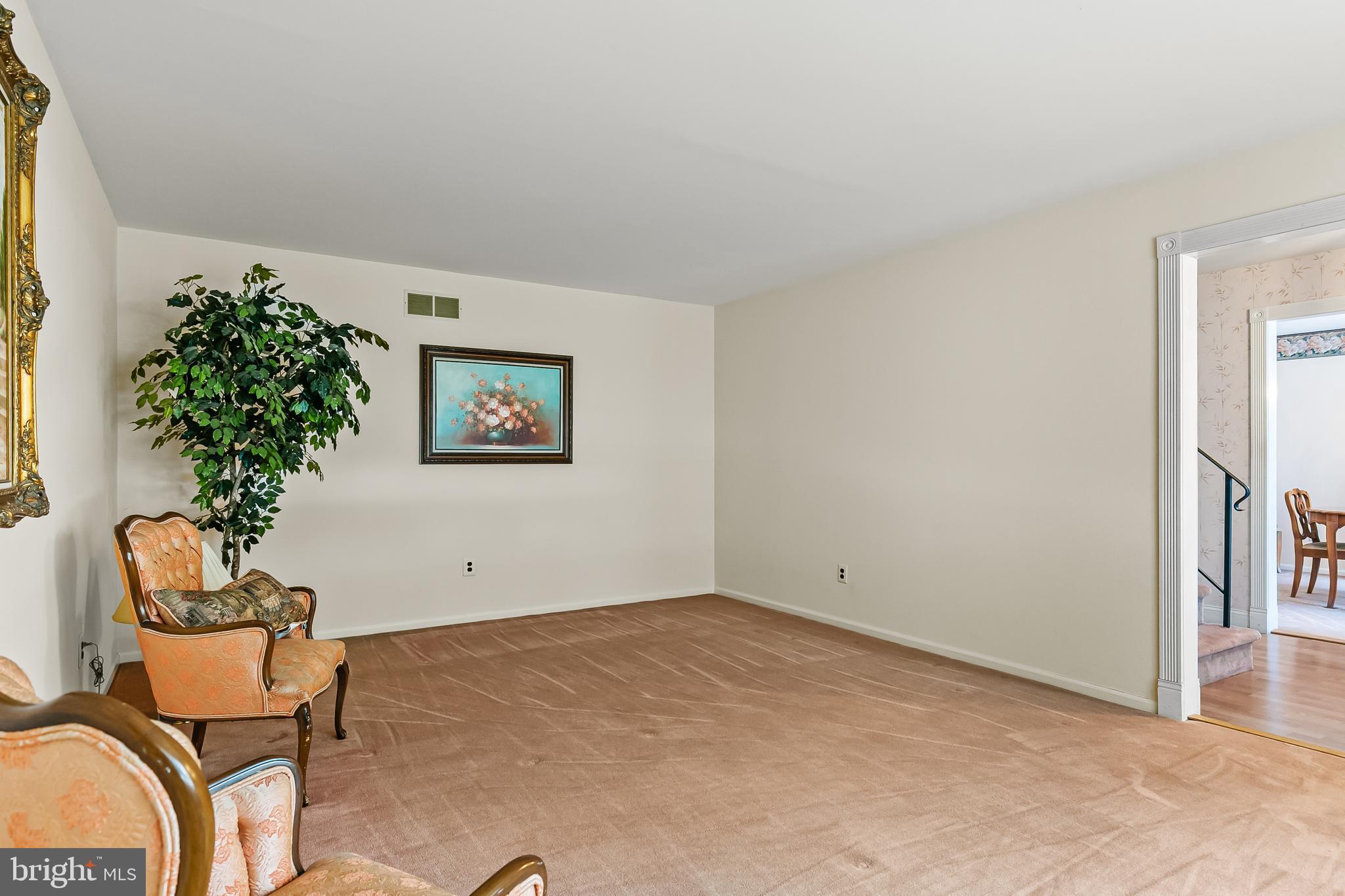 123 Meadow LANE