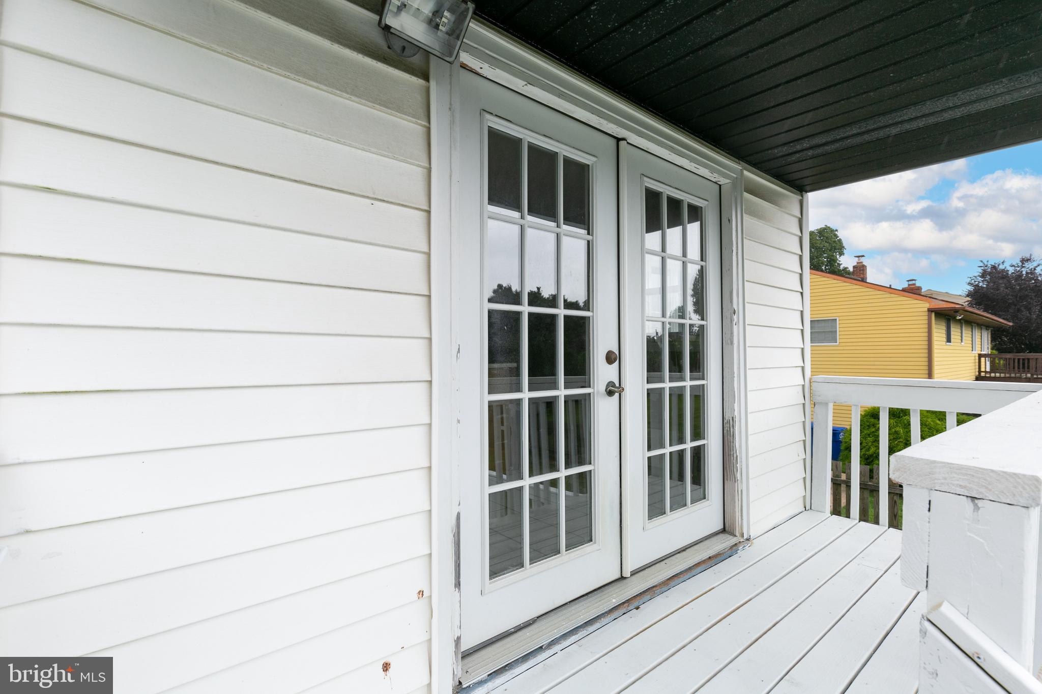 12 Florence AVENUE