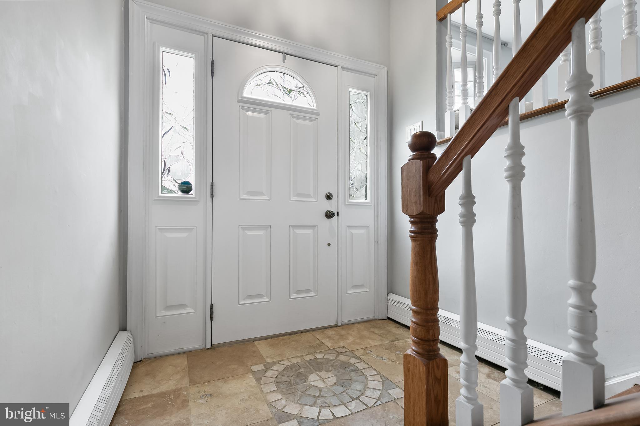 12 Florence AVENUE