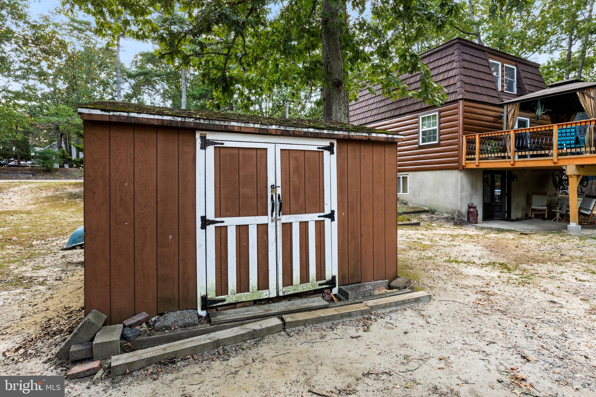 179 Stokes ROAD