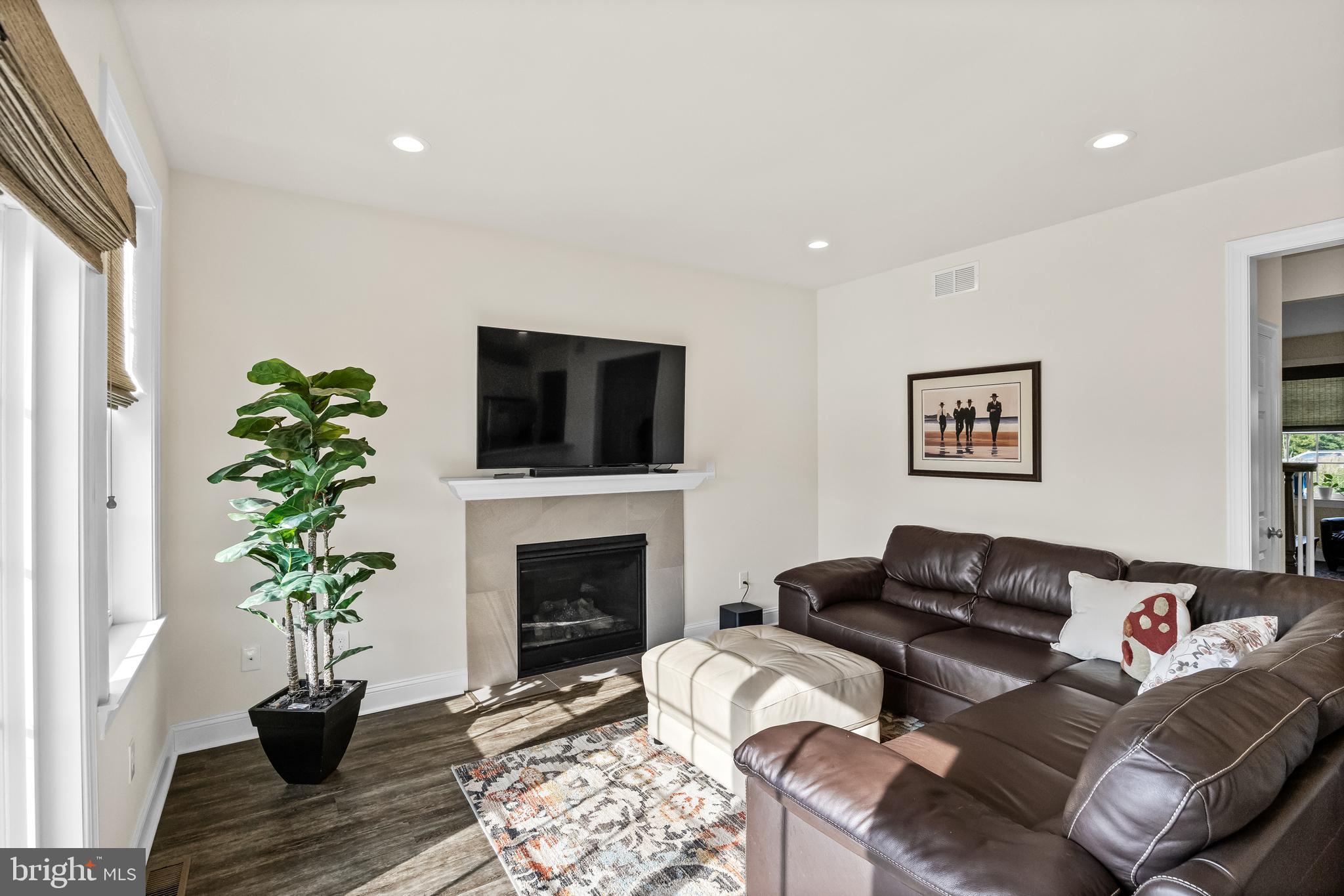 2274 Marlton PIKE
