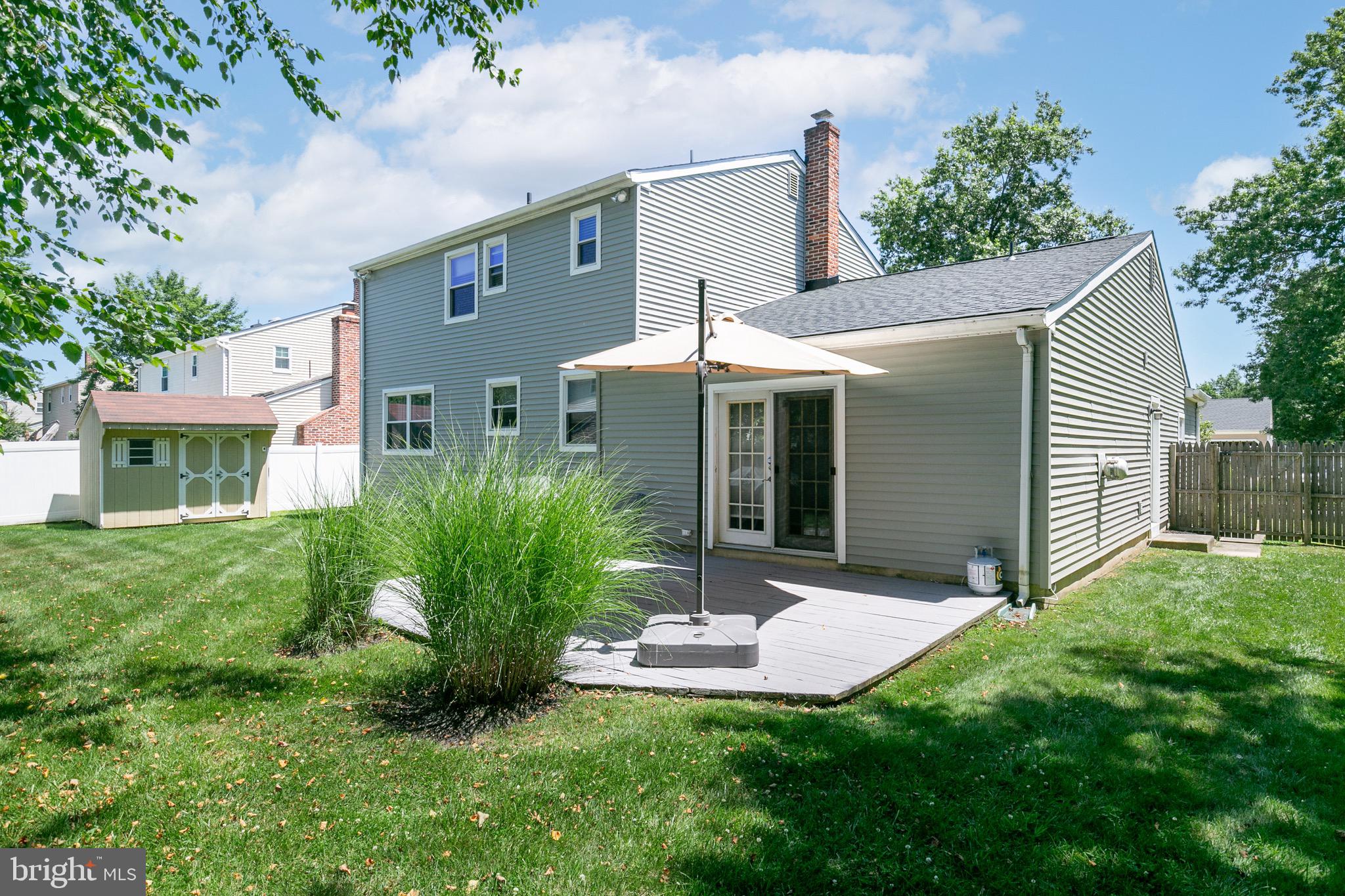 18 Midwood ROAD
